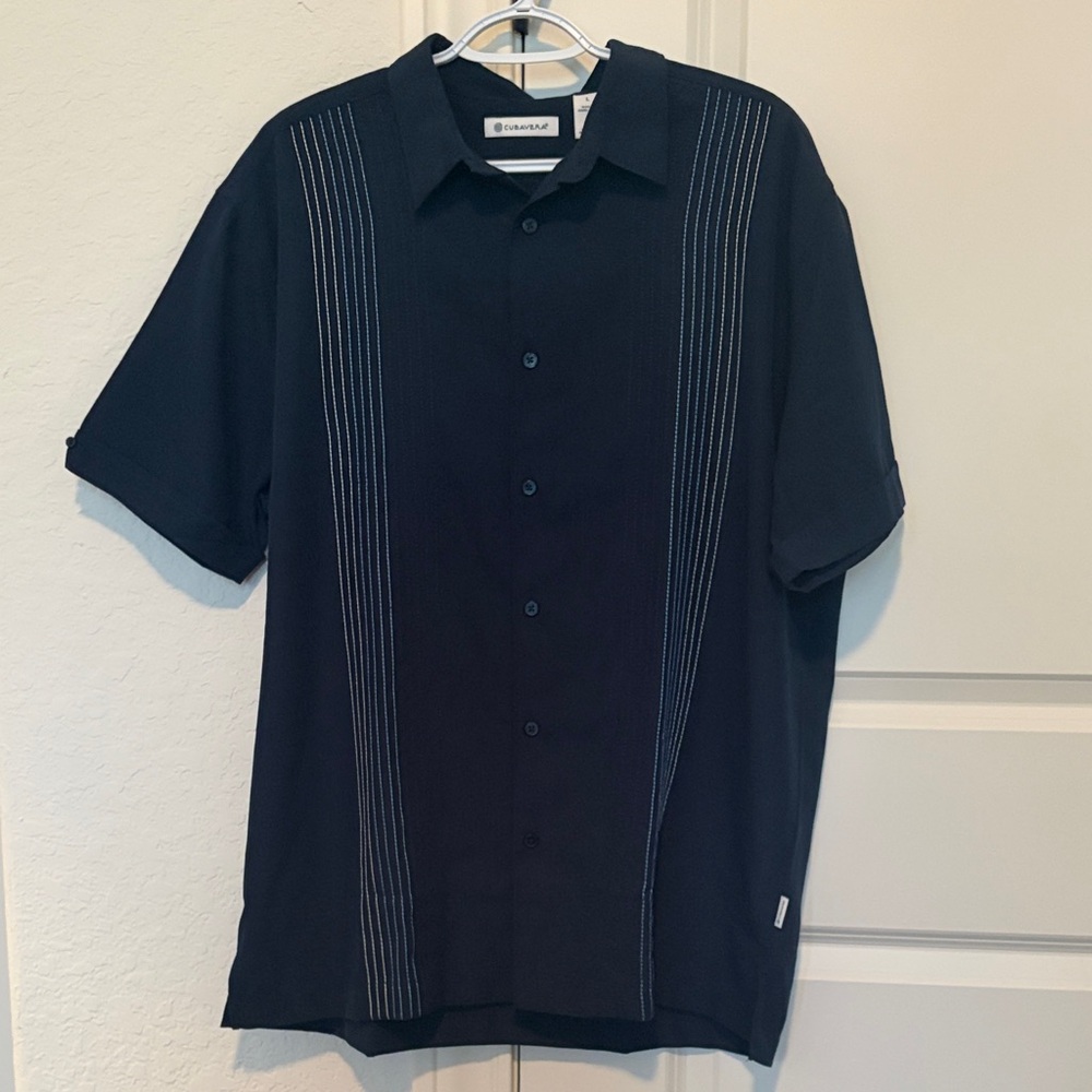 Never Worn! Men’s Cubavera Black Button Down Shirt